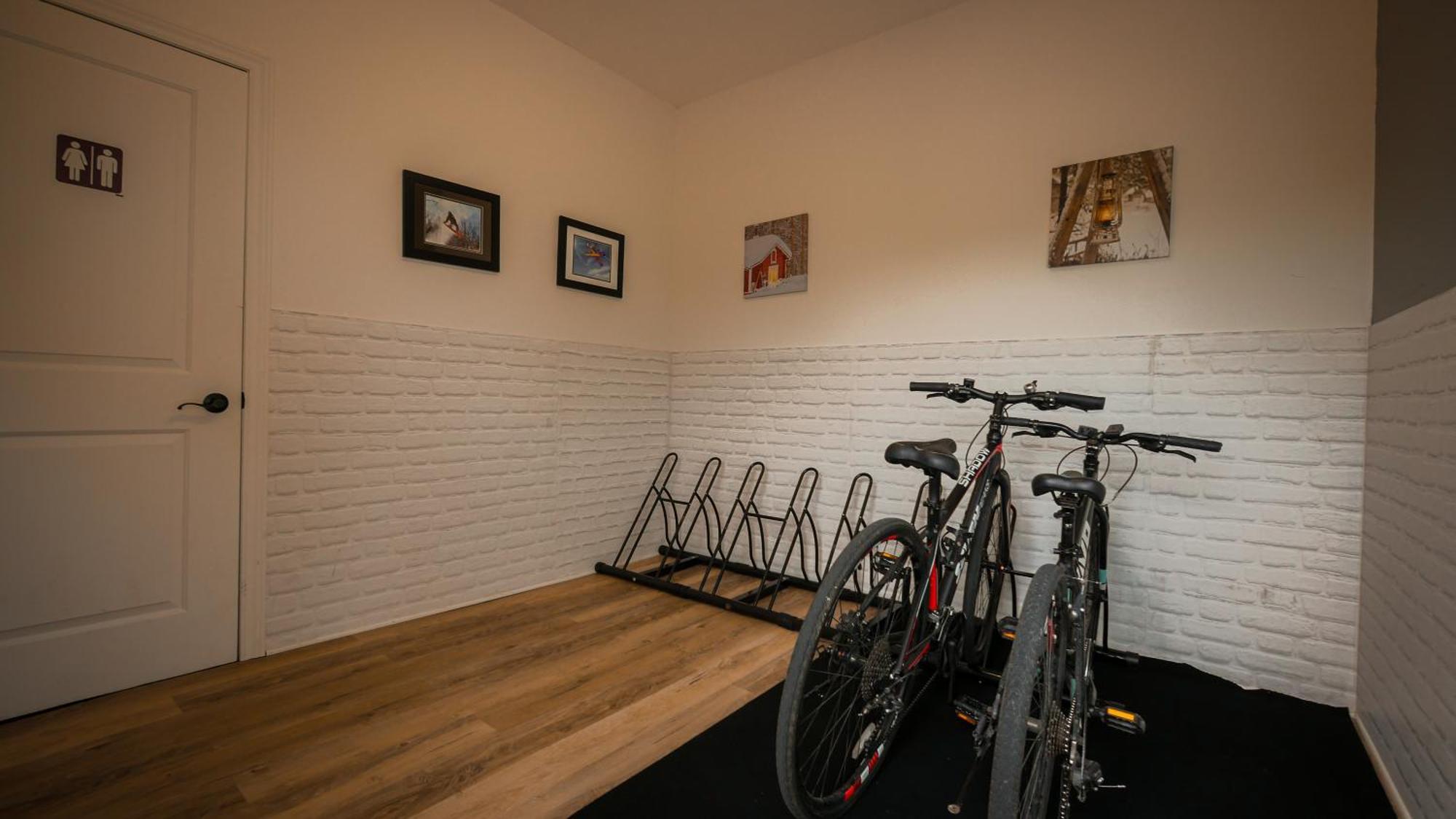 Le 204 Champlain Bromont Apartment ภายนอก รูปภาพ